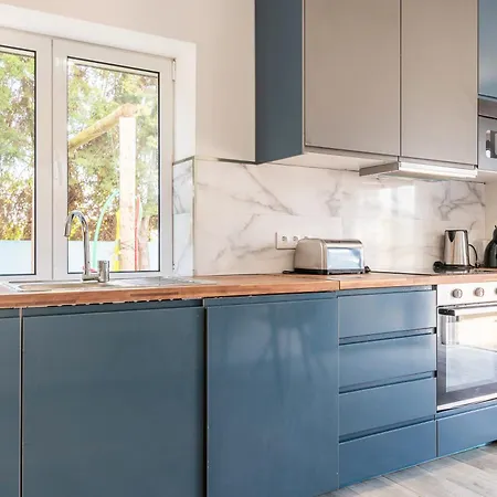 Dom wakacyjny First Floor *